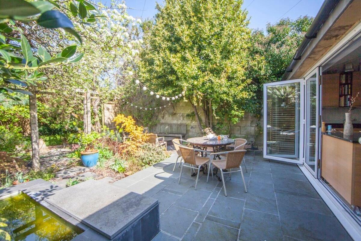 ※ Relaxing Home- Parking & Gorgeous Gardens Bath Eksteriør billede